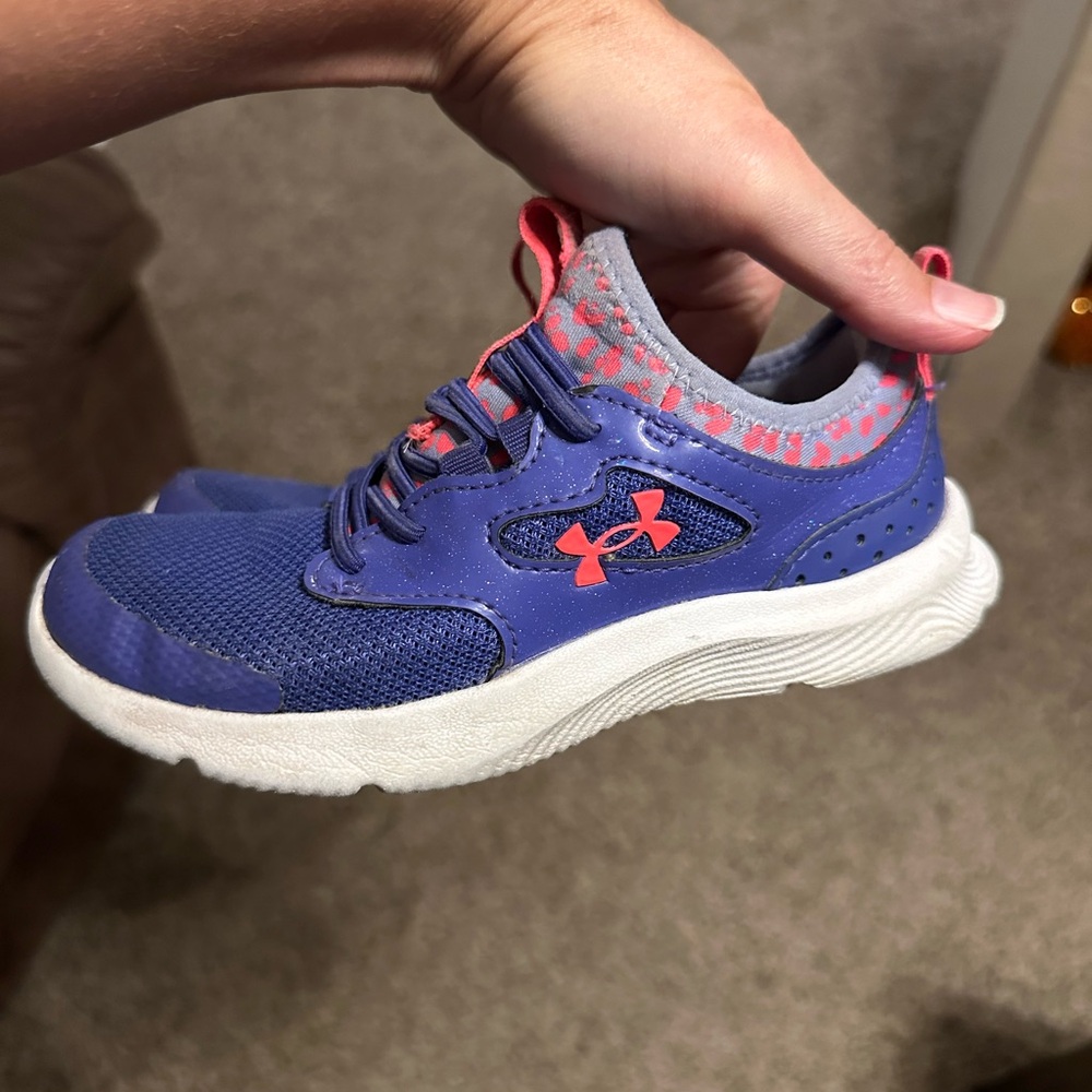 Girls under armour